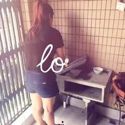 成人拖鞋恶趣味视频,尺度惊人，引发社会热议