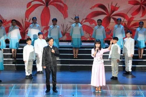 朗诵节目成人集体视频,共筑梦想的视听盛宴