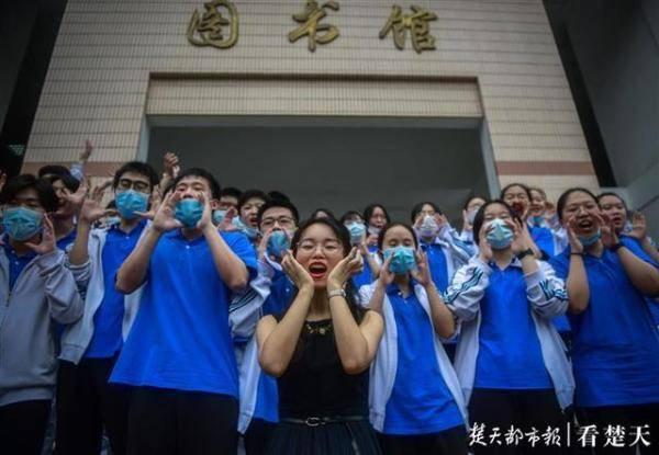 高考成人礼学校视频,高考成人礼校园盛典纪实