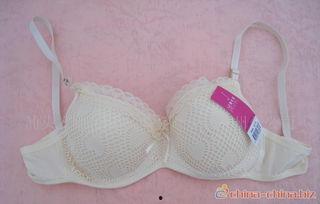 成人胸罩搞笑视频