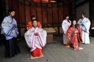 皇亲国戚成人汉服视频,皇亲国戚成人汉服风采展示