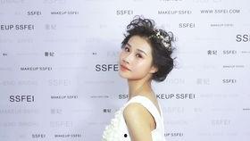 喜庆成人舞蹈化妆教程视频,打造惊艳舞台风采